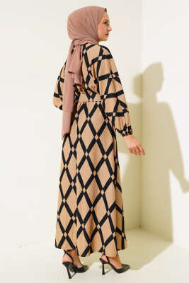 Desenli Yarasa Kol Kemerli Elbise Latte - Tesettür Elbise