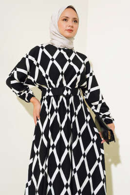 Desenli Yarasa Kol Kemerli Elbise Siyah - Tesettür Elbise