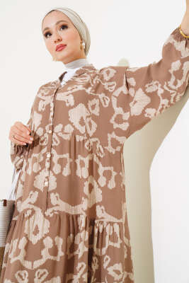 Desenli Yarasa Kol Viskon Elbise Sütlü Kahve - Tesettür Elbise