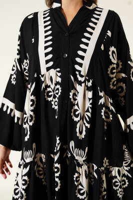 Desenli Yarı Patlı Önü Düğmeli Elbise Siyah - Tesettür Elbise