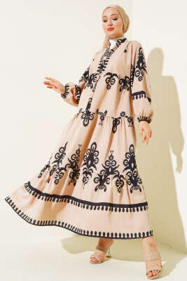 Desenli Yarım Düğmeli Kat Elbise Siyah - MUSTİ