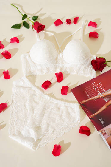 Destekli Çapraz İpli Bralet Sütyen Takım Ekru - Destekli Sütyen Takım