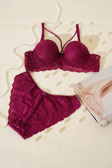 Desteksiz Çapraz İpli Bralet Sütyen Takım Mürdüm - Desteksiz Sütyen Takım