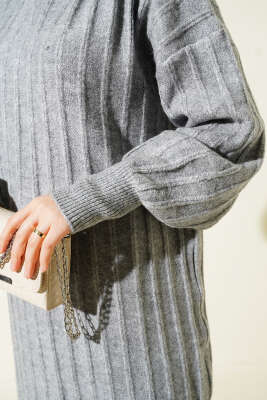 Dik Çizgi Kabartmalı Triko Tunik Gri - Tunik