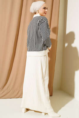 Dik Çizgili Etekli Triko İkili Takım Bej - Triko İkili Takım