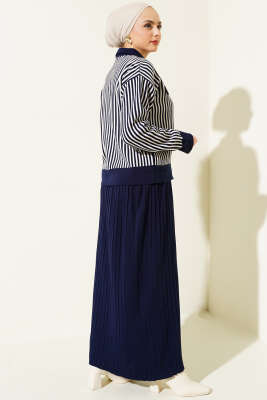 Dik Çizgili Etekli Triko İkili Takım Lacivert - Triko İkili Takım