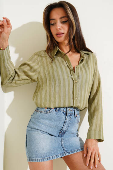 Dik Çizgili Manşetsiz Kısa Gömlek Haki - Kadın Giyim Modelleri
