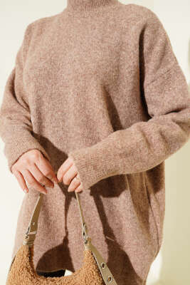 Dik Yaka Basic Yumoş Triko Tunik Latte - Tunik