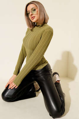 Dik Yaka Büzgü Fitilli Bluz Yeşil - CALİENTE