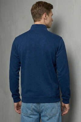 Dik Yaka Çıtçıtlı Erkek Sweatshirt Lacivert - Erkek Sweatshirt