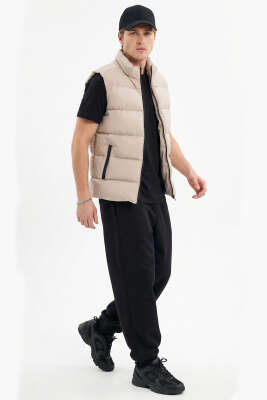 Dik Yaka Fermuarlı Erkek Şişme Mont Bej - Erkek Yelek