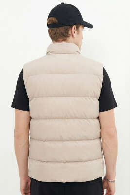 Dik Yaka Fermuarlı Erkek Şişme Mont Bej - Erkek Yelek