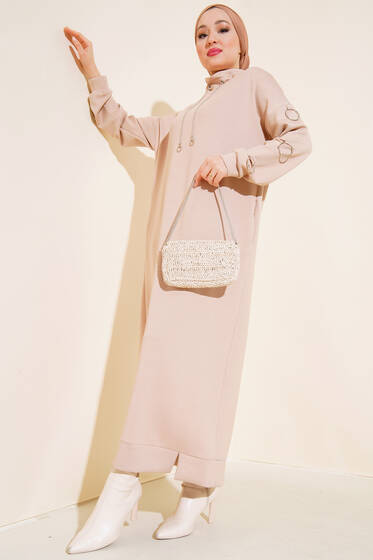 Dik Yaka Kol Halkalı Elbise Bej - Tesettür Elbise