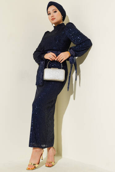 Dik Yaka Kuşaklı Pul Payet Abiye Elbise Lacivert - Elbise