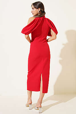 Dik Yaka Pelerin Detaylı Abiye Elbise Kırmızı - Kadın Giyim Modelleri