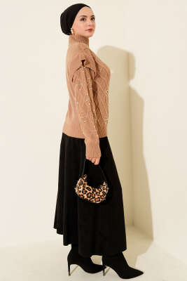 Dik Yaka Taşlı Triko Kazak Latte - Yılın Fırsatı