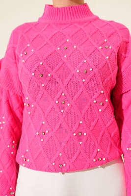 Dik Yaka Taşlı Triko Kazak Pembe - Yılın Fırsatı