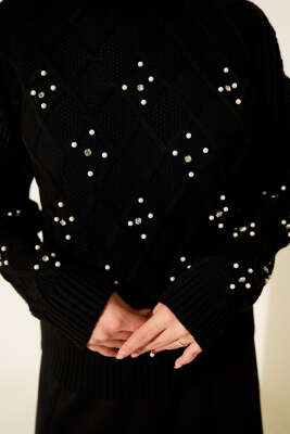 Dik Yaka Taşlı Triko Kazak Siyah - Yılın Fırsatı