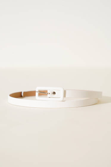 Dikdörtgen Tokalı İnce Kemer Beyaz - Deri Kemer