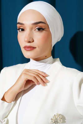 Dikişsiz Geçirmeli Bone Beyaz 