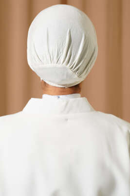 Dikişsiz Geçirmeli Bone Ekru - BONE