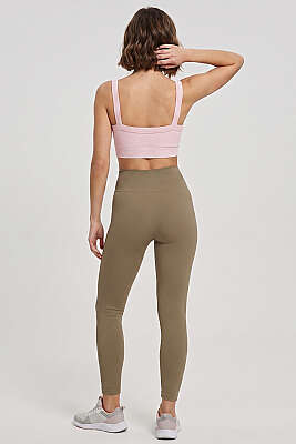 Dikişsiz Kalın Askılı Büstiyer Pudra - Sporcu Sütyeni 