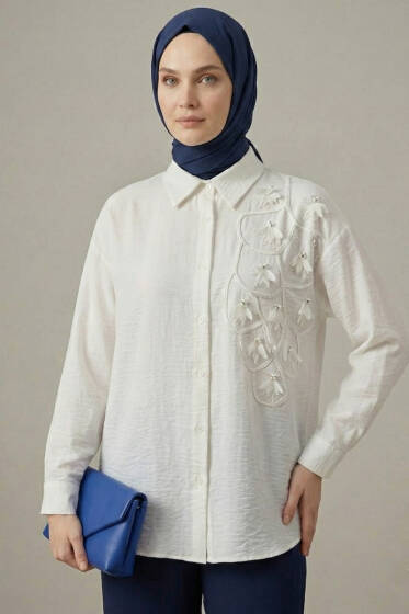 Dokulu Krep Çiçekli Gömlek Ekru - Gömlek