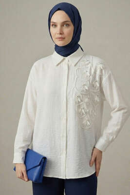 Dokulu Krep Çiçekli Gömlek Ekru - DESTİNA