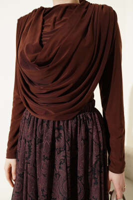 Dökümlü Yaka Desenli İkili Takım Kahve - İkili Takım