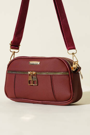 Dört Bölmeli Fermuarlı Çanta Bordo - Kol Çantası