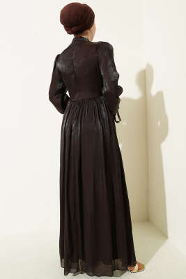 Drapeli Kol Ucu Bağlamalı Abiye Elbise Kahve - Elbise