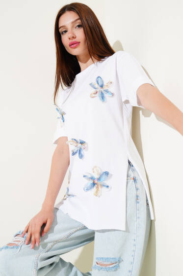 Duble Kol Tül Çiçekli T-shirt Beyaz - Kadın Giyim Modelleri
