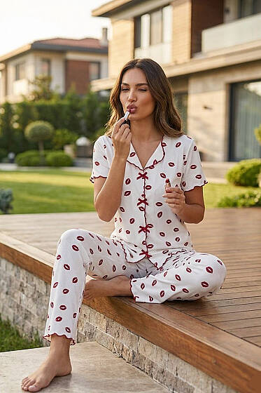 Dudak Baskılı Kısa Kollu Pijama Takımı Beyaz - Pijama