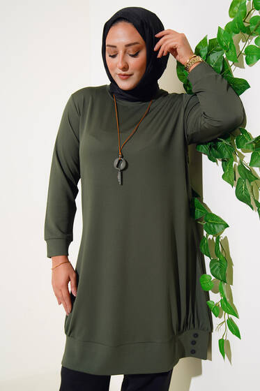Düğme Detay Kolyeli Büyük Beden Tunik Haki - Tunik