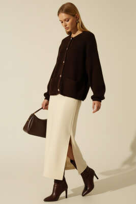 Düğme Detaylı Cepli Triko Hırka Kahve - Kadın Giyim Modelleri