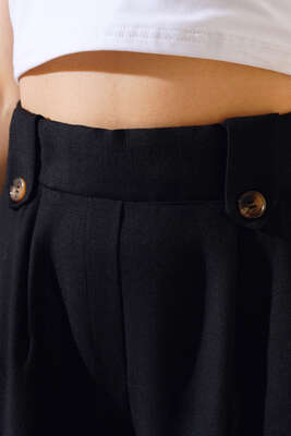 Düğme Detaylı Salaş Pantolon Siyah - Thumbnail