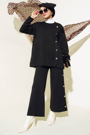 Düğme Süslemeli Triko İkili Takım Siyah - İkili Takım