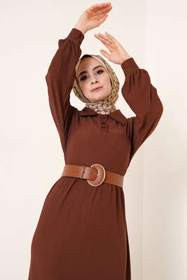 Düğme Yakalı Bürümcük Elbise Kahve - Tesettür Elbise