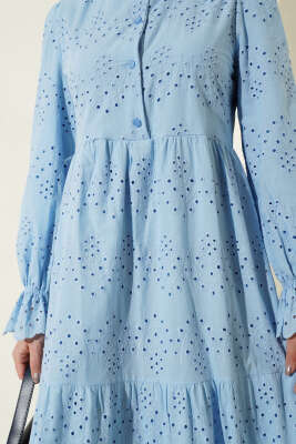 Düğmeli Brode Bilek Lastikli Elbise Mavi - Elbise