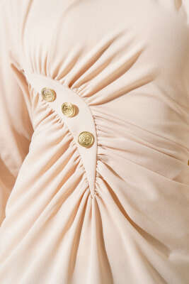 Düğmeli Büzgülü Elbise Bej - Tesettür Elbise