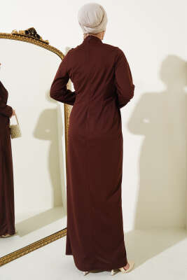 Düğmeli Büzgülü Elbise Kahve - Tesettür Elbise