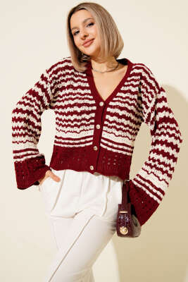 Düğmeli Çizgi Detaylı Triko Hırka Bordo - Kadın Giyim Modelleri