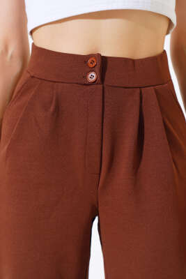 Düğmeli Dar Paça Pantolon Kestane - Kadın Giyim Modelleri