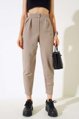 Düğmeli Dar Paça Pantolon Vizon - Kadın Giyim Modelleri