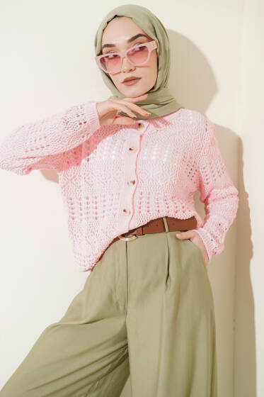 Düğmeli Desenli Ajur Kısa Hırka Pembe - Yılın Fırsatı