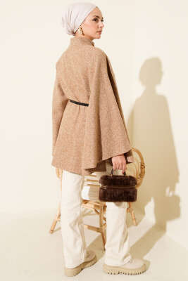 Düğmeli Dik Yaka Kemerli Kaşe Panço Latte - Panço