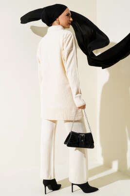 Düğmeli Fitilli Gömlek Yaka Triko Takım Bej - Triko İkili Takım