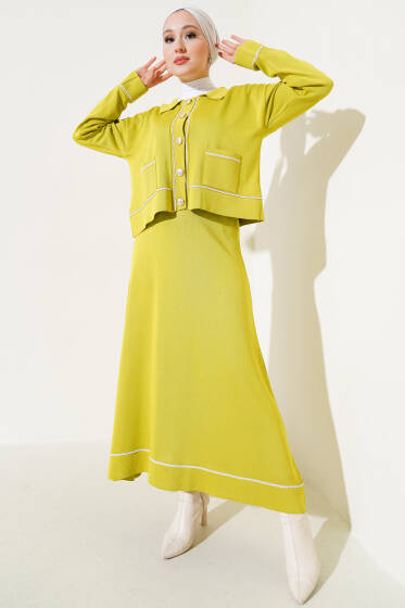 Düğmeli Hırkalı Etekli İkili Takım Yağ Yeşili - İkili Takım