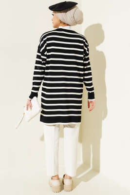 Düğmeli İnce Çizgili Triko Hırka Siyah - Triko Hırka