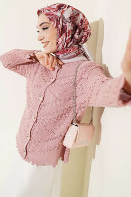 Düğmeli Kabartma Detaylı Kısa Ajurlu Hırka Gül Kurusu 